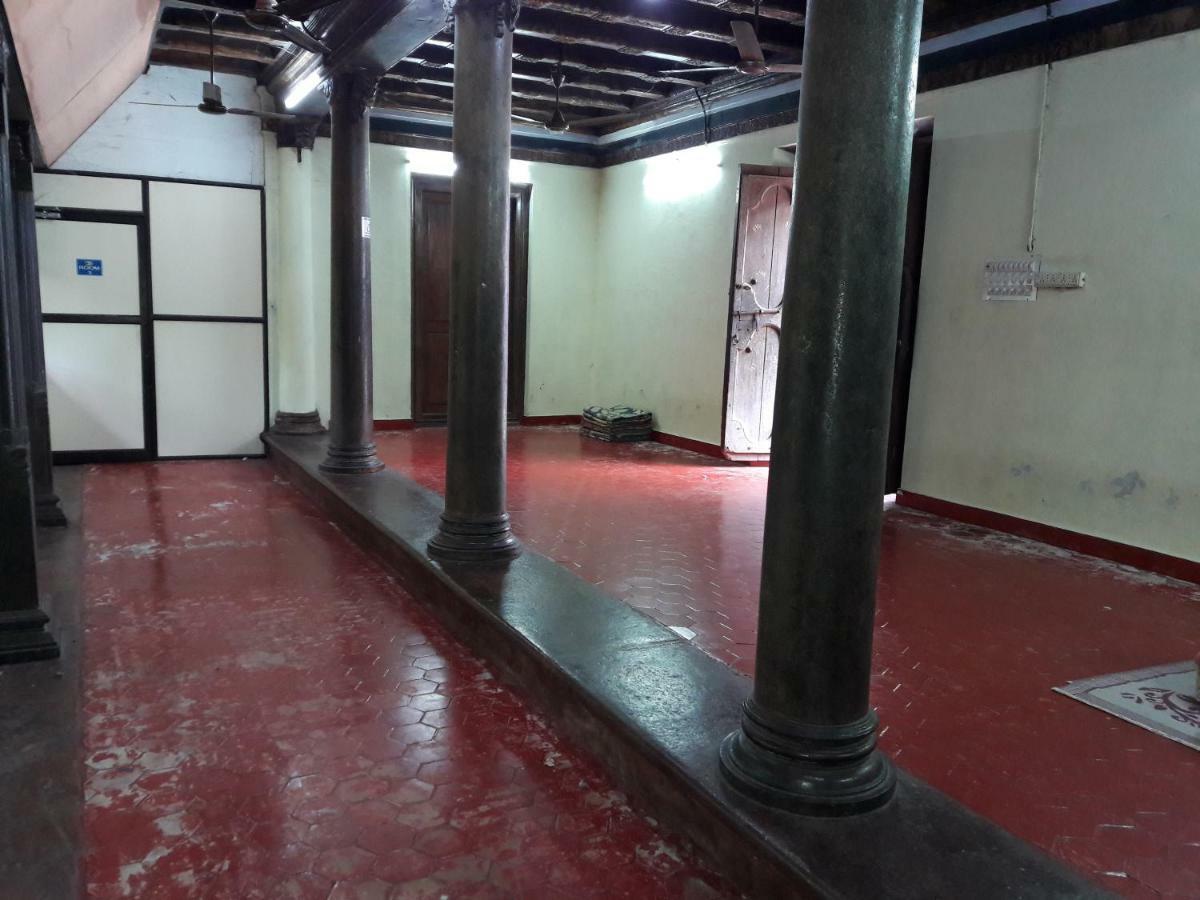 Devasthanam Lodge Thiruvananthapuram Exterior photo